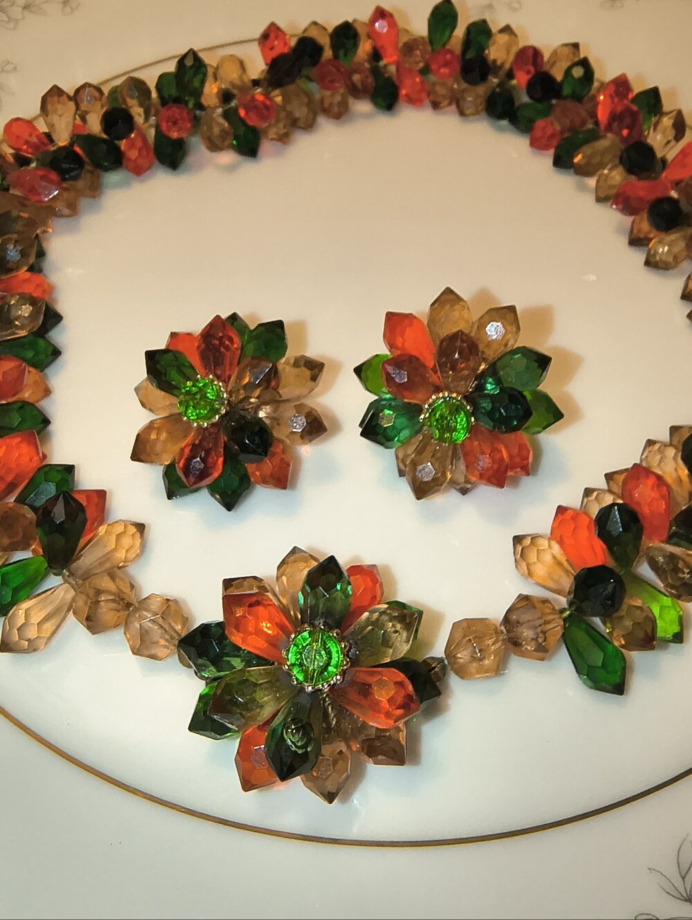 Vtg 40s ART DECO FESTOON NECKLACE Clip On Earrings Set LUCITE FACETed TEAR